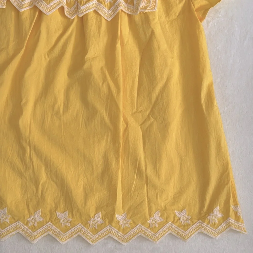Crown & Ivy | Embroidered Ruffle Yoke Short Sleeve Zigzag Hem Top Yellow/White M - Picture 15 of 16